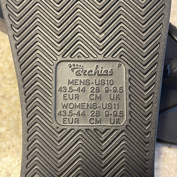 Archie’s flip flops, size men’s 10/women’s 11 , black - Picture 2 of 4